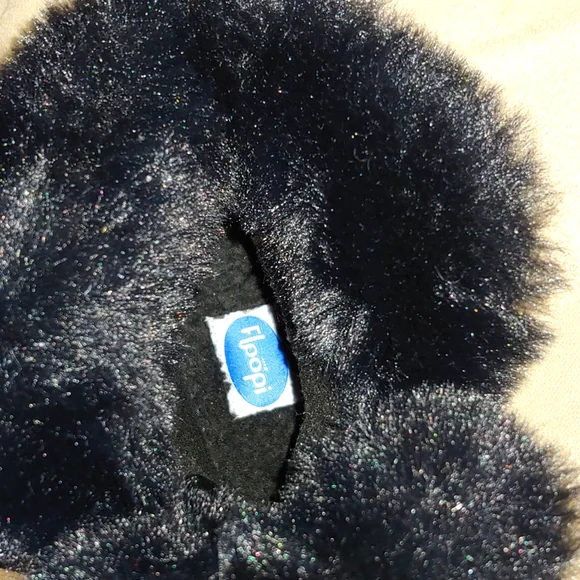 NWOT * FLOOPI * SIZE 6 * BLACK FAUX FUR/FAUX LEATHER BOOTIES * SUPER SOFT 💗 - Picture 6 of 11